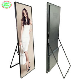 Affichage LED en couleur intégrale à l'intérieur P2.5 Affiche de contrôle intelligent USB 4G sans fil