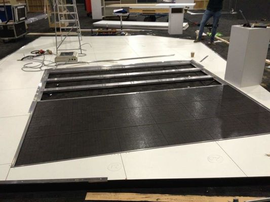Bon prix Étape portative mince superbe 1800cd/m2 LED Dance Floor en ligne