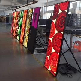 Affichage LED commercial en aluminium avec configuration de couleur 1R1G1B et matériau du panneau en aluminium