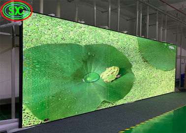 Module d'écran de location courbé P3.91 P4.81 Affichage LED en couleur intérieure 500*1000 mm Encastrement en aluminium