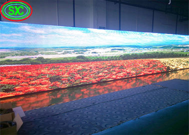 Installation de location étanche à l'eau extérieure en aluminium 25*250mm P3.91 Affichage publicitaire LED