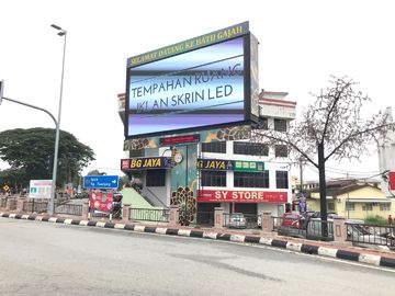 Écrans LED publicitaires SMD P6 étanches à l'eau extérieurs à pleine couleur et à haute luminosité