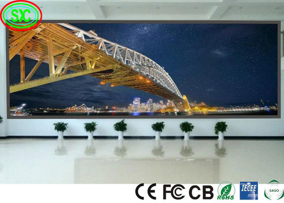 Écran LED couleur entière à l'intérieur