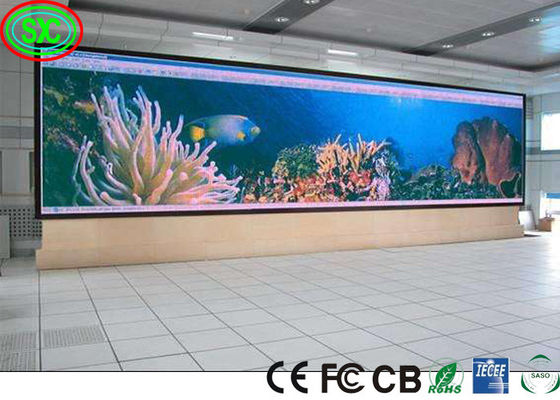 Écran LED couleur entière à l'intérieur