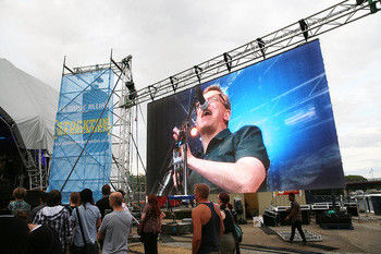 Résistant à l'eau extérieur Full Color SMD2727 40000 points/m2 P5 Stage LED Video Wall