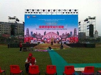 Résistant à l'eau extérieur Full Color SMD2727 40000 points/m2 P5 Stage LED Video Wall