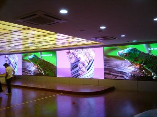 Affichage LED à fond de scène à haute luminosité ultra-haute avec structure multi-boucle