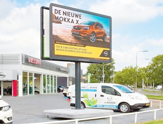 Grand panneau publicitaire LED extérieur 5000 cd / m2 luminosité pleine couleur P10