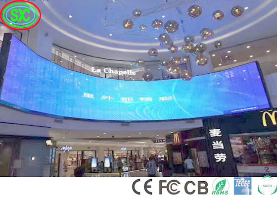 Écran LED à scène incurvée intérieur 1100cd/M2 P3.91 240W/M2 écran de fond de scène à LED