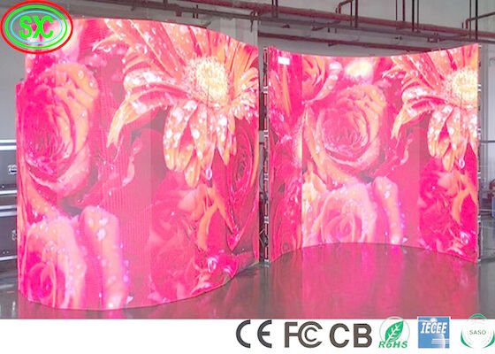 Écran LED à scène incurvée intérieur 1100cd/M2 P3.91 240W/M2 écran de fond de scène à LED