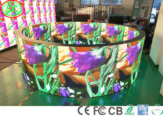 P2 P4 SMD2121 1000nits Affichage à LED flexibles courbes 1R1G1B écran à LED couleur complète