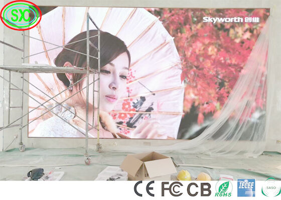 RS485 P2 P3 P4 SMD2121 Le mur vidéo LED publicitaire IECEE