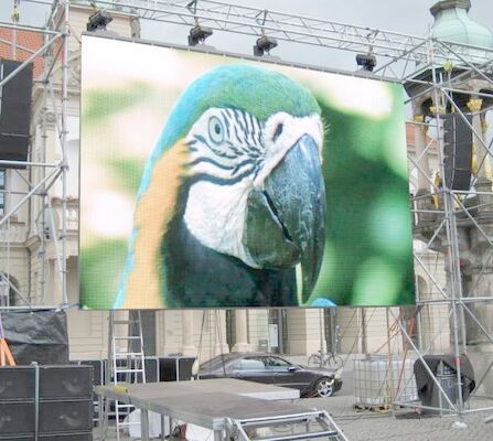 Écran LED de coulée sous pression en aluminium à écran d'affichage en acier