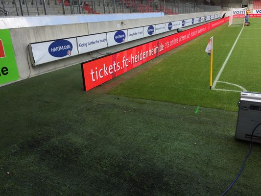 le module p10 mou extérieur avec le périmètre imperméable des sports 7000cd de 960x960mm a mené l'affichage, imperméable, 1920hz, bonne qualité