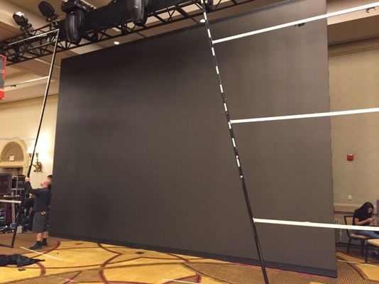 Panneau de location de fond de scène suspendue en couleur P3.91 Écran LED pour événement de concert