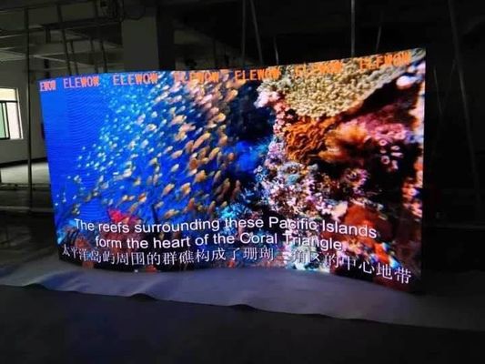 Résistant à l'eau et à l'encrassement P3.91 1R1G1B Affichage LED à couleur complète intérieur Affichage LED à couleur complète intérieur