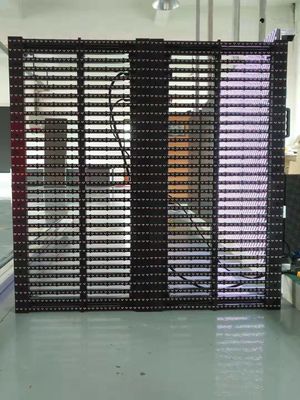 Écran LED transparent couleur P3.91-7.82 pour murs-rideaux en verre