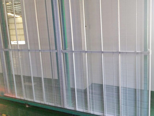 Écran LED transparent intérieur extérieur P3.91-7.82mm Luminosité 3000CD