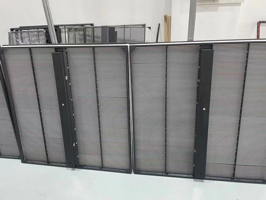 P3.91 Écran LED transparent à couleur 1920 Hz, fréquence de rafraîchissement 5 V CC à l'intérieur