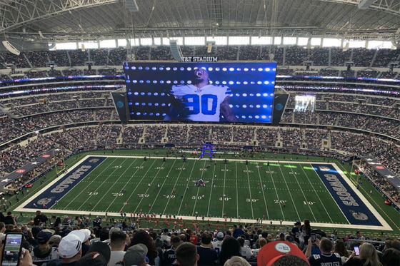 P10 Panneaux publicitaires LED extérieurs Écran de tableau de bord d'affichage LED du stade de football