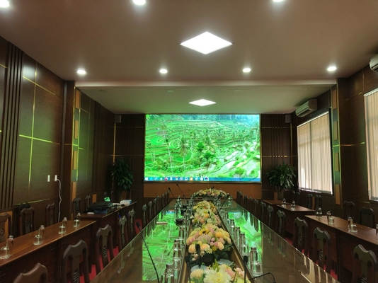 Écran LED intérieur haute résolution P2.5 640x480mm Panneau en aluminium moulé à la fonte Affichage murale vidéo LED pour salle de conférence