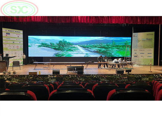 Écran à LED en treillis couleur intégrale intérieur P4 location d'écran mural LED LED pour les mariages