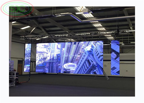 P2 Location de châssis à couleur entière à l'intérieur Location de moniteurs LED