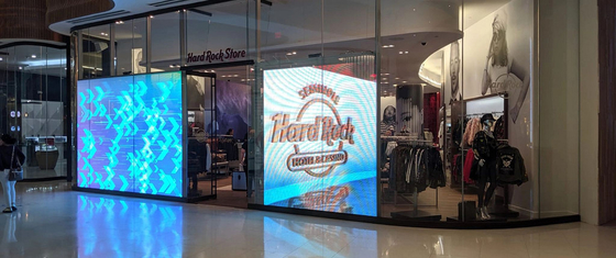 SMD2121 Affichage LED transparent imperméable à l'eau pour la publicité extérieure accrocheuse