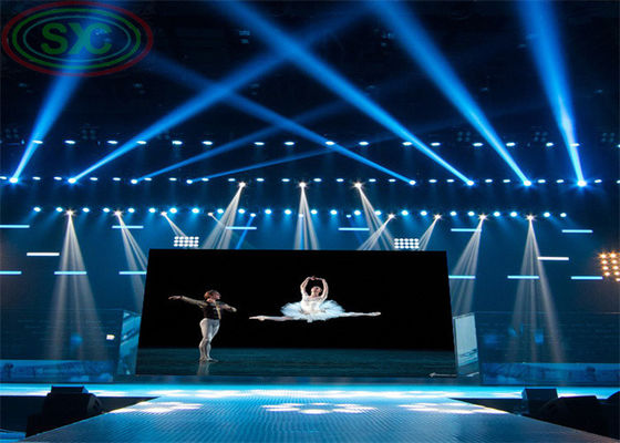 Maintenance extérieure intérieure à l'avant de l'écran LED à couleur entière location d'écran LED P2 mur LED