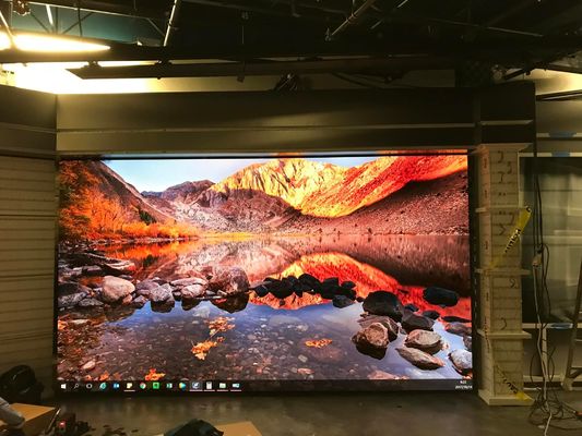 Bon prix Présentation d'image claire et stable Affichage LED plein couleur intérieur pour salle de réunion et publicité en ligne