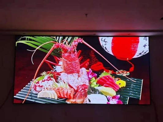 Affichage LED couleur complète intérieur SMD P3 avec une configuration de pixels de 3 mm et 111111 pixels / m2 pour des images claires et vibrantes