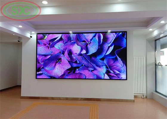 Écran LED intérieur à LED de 7680 Hz avec un processeur vidéo VX400