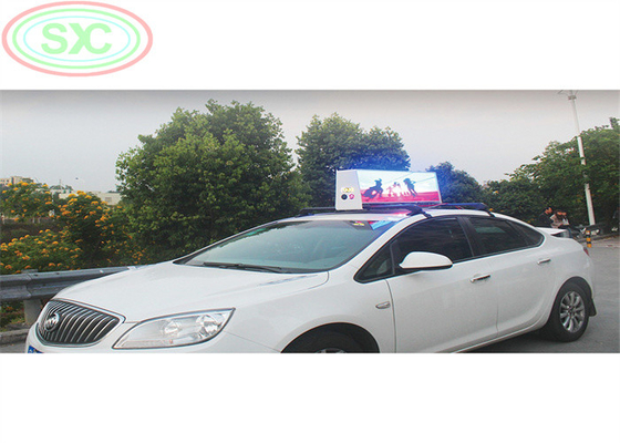 Lampes à LED blanches sur le dessus du taxi Panneau LED affichage LED extérieur P5 P6 P10 Écran LED Contrôle WIFI