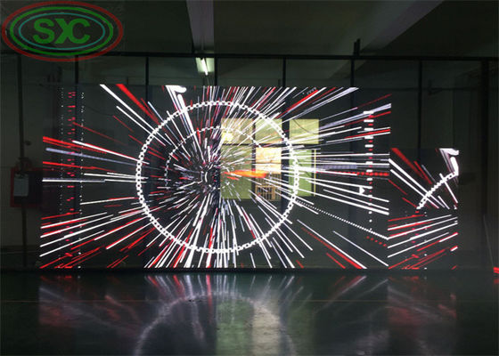 Panneau d'écran LED couleur transparent de 3,91 mm pour murs-rideaux en verre