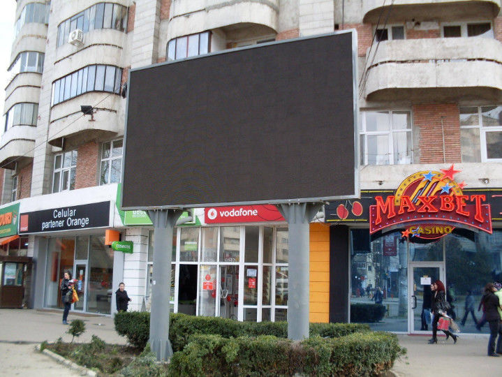 Affichage à pixel LED P4 RGB Densité 62500, affichage à LED à haute luminosité SMD IP65 3G Affichage vidéo WIFI