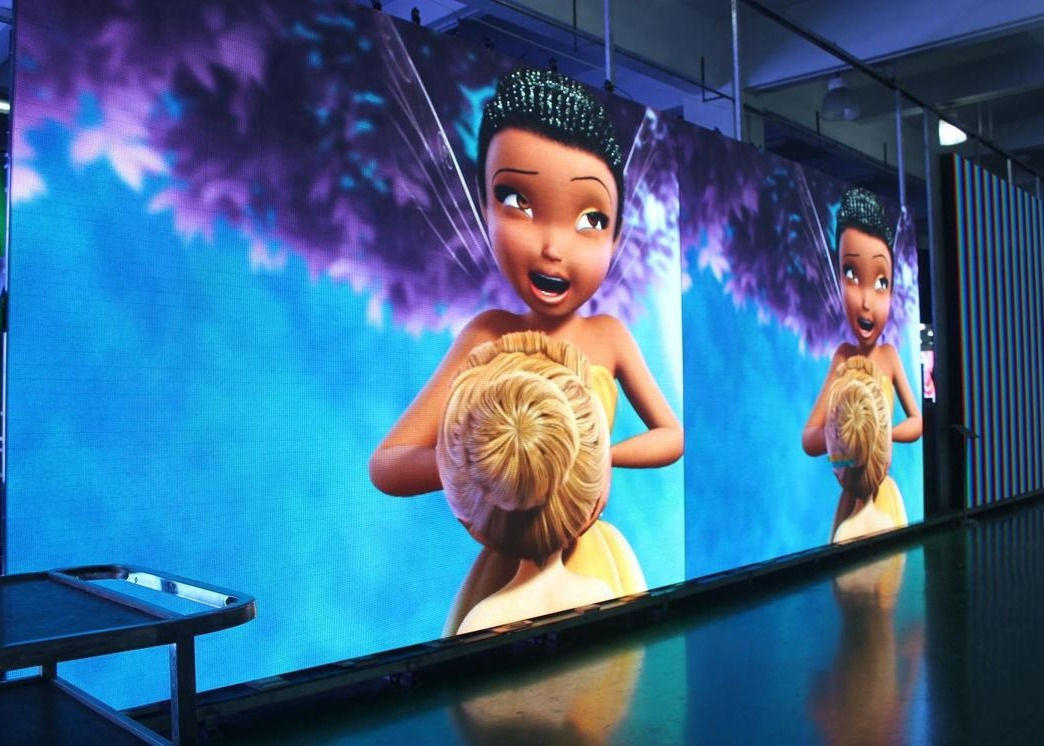 Affichage LED à couleur entière intérieur GOB P2.5 320x160mm Haute luminosité des pixels