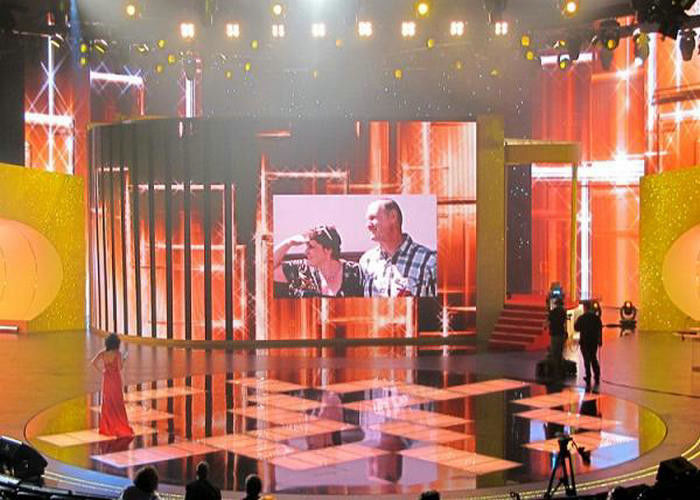 HD GB P4 Location d'écran LED pour scène intérieure Concerte/conférence Garantie de trois ans