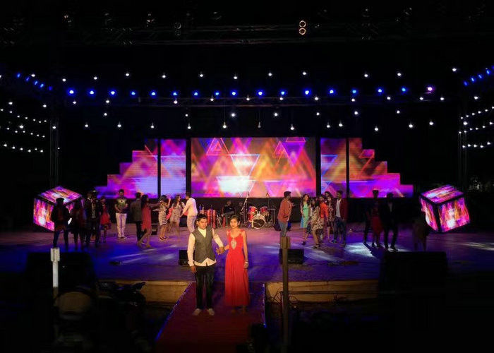 Armoire en aluminium moulé à la fonte standard SMD1515 P2.5 Affichage en couleur intégrale intérieur