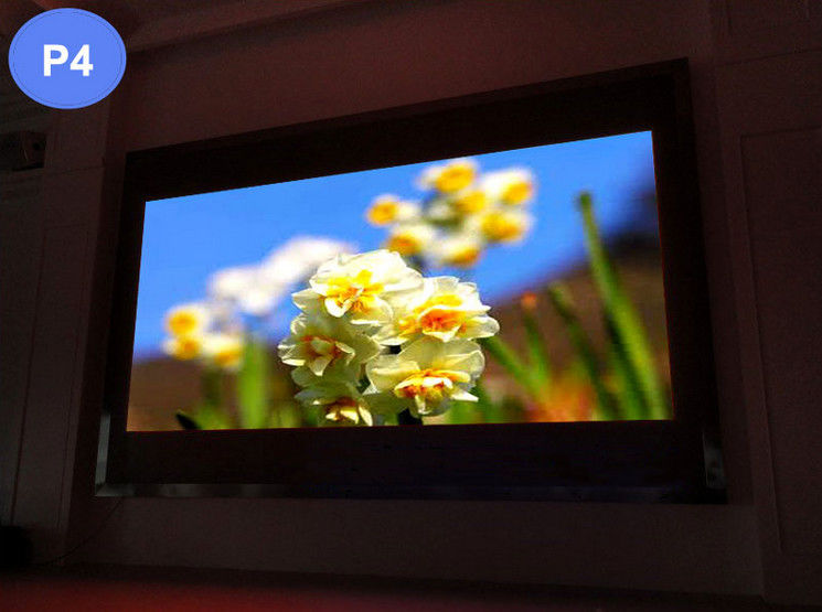 Écrans LED SMD intérieurs P4 affichage à LED entre temps WIFI 3G LISN contrôle publicité commerciale affichage à LED