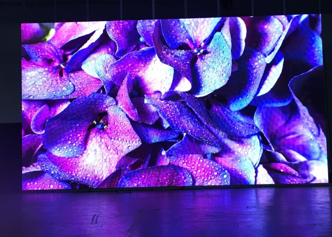 Taux de rafraîchissement&gt;3840hz Écran LED indoor à pleine couleur P1.875 écran LED indoor à pleine couleur