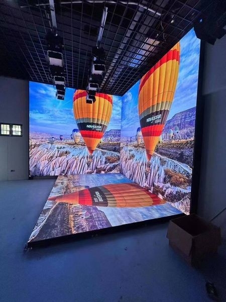 Panneau LED RGB OEM avec luminosité 5500 Nit Pour la publicité extérieure