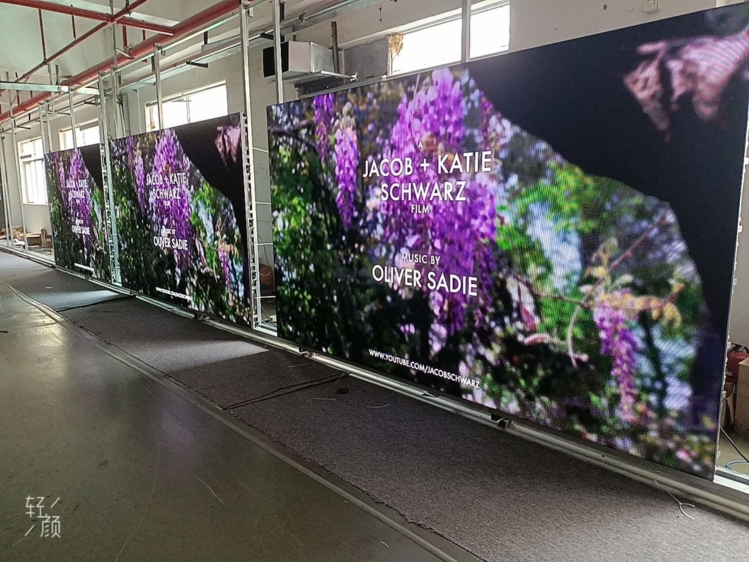 Petit Pixel P2.5 HD Affichage LED intérieur Publicité étanche Acier ordinaire