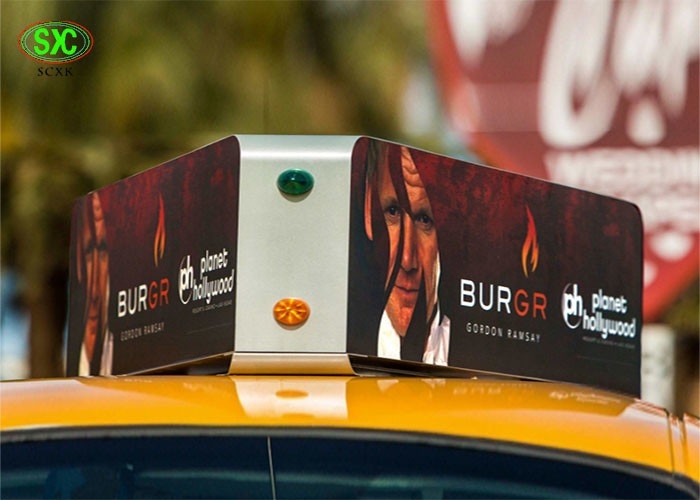 Mode de conduite de commande asynchrone Panneau d'affichage LED de voiture DC 5V pour la publicité et le marketing