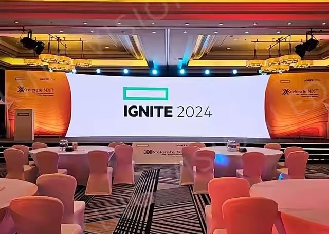 Nouveau design design créatif écran LED cube P3.91 500x500mm 5 côtés écran LED cube publicité écran LED cube