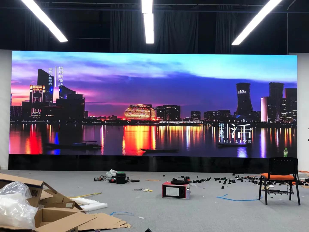 GOB Fine Pitch P1.875 P2.5 Écran LED Vidéo mur intérieur 8K pleine couleur