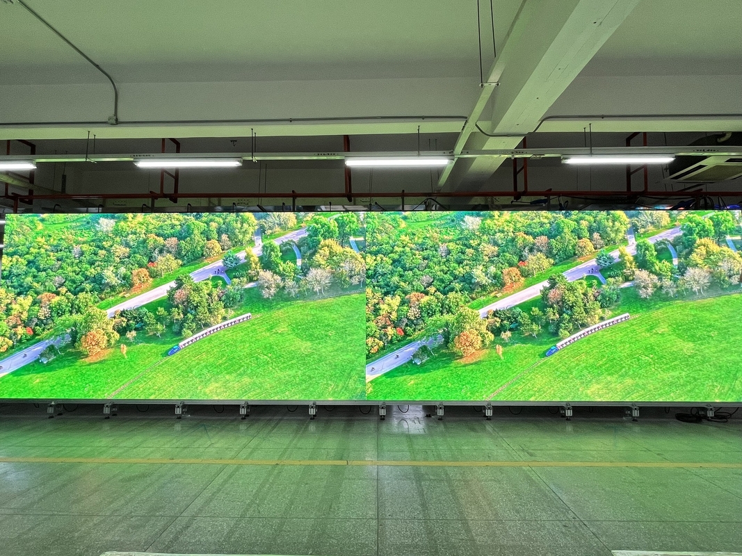 300*168,75mm Module LED GOB Densité d'affichage LED 1R1G1B Composition des pixels 427186 points/m2