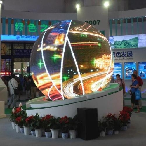 Méthode d'entretien du service de première ligne et de l'écran LED sphérique de taille de module 320*160 mm pour le centre commercial/événements