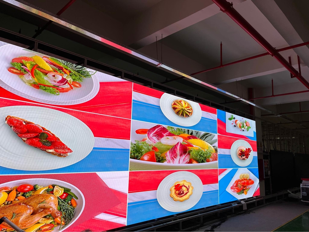 Affichage à LED à petite hauteur de pixel 320*160mm avec affichage et 1000CD/SQM Brightens