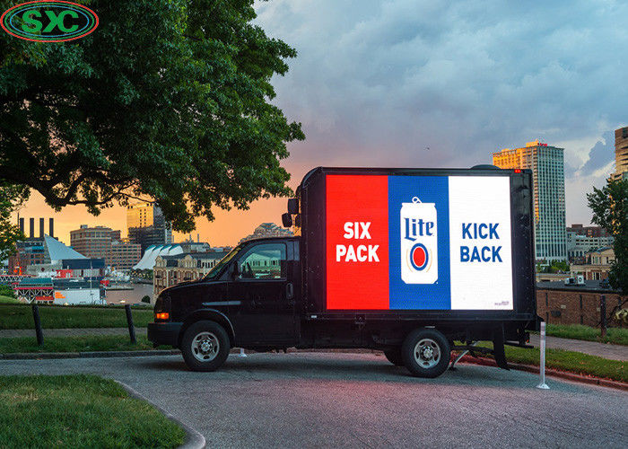 Affichage à LED pour camions mobiles de publicité en extérieur avec armoire en fer ou en aluminium et mode de commande synchrone par ordinateur