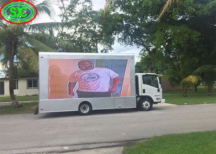 P10 Écran LED mobile à couleur complète / affichage vidéo LED extérieur pour la publicité